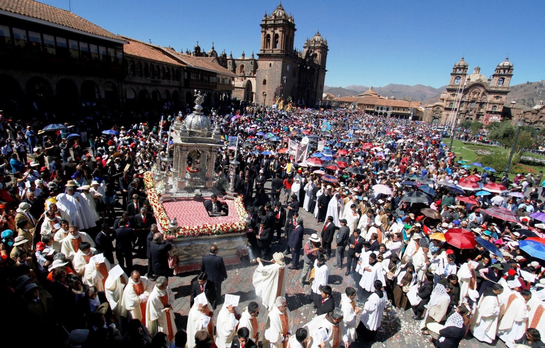 Corpus Christi En Cusco Celebraci n De Fe Y Tradici n Andina Illa Kuntur