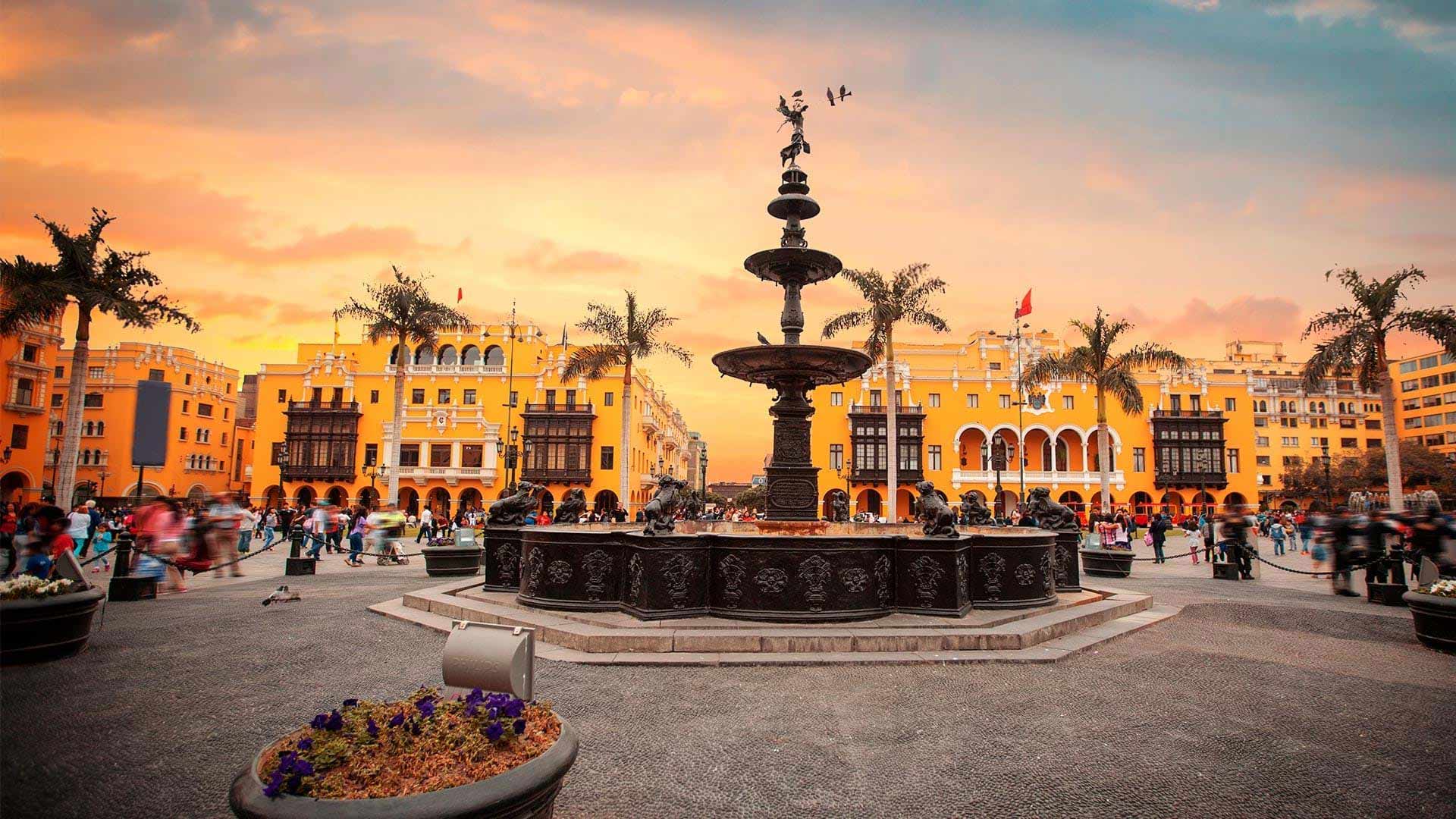Historic center of Lima - Illa Kuntur Travel
